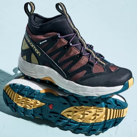 NWOT Salomon XA PRO 1 Mid Sneaker Size 9 Men’s/ 10 Women’s